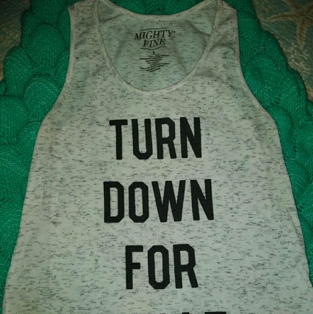 💪Cute Workout Tank💪 - Picture 2 of 3